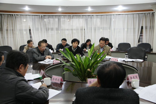 省關(guān)工委常務(wù)副主任陳官權(quán)一行到農(nóng)業(yè)廳視察